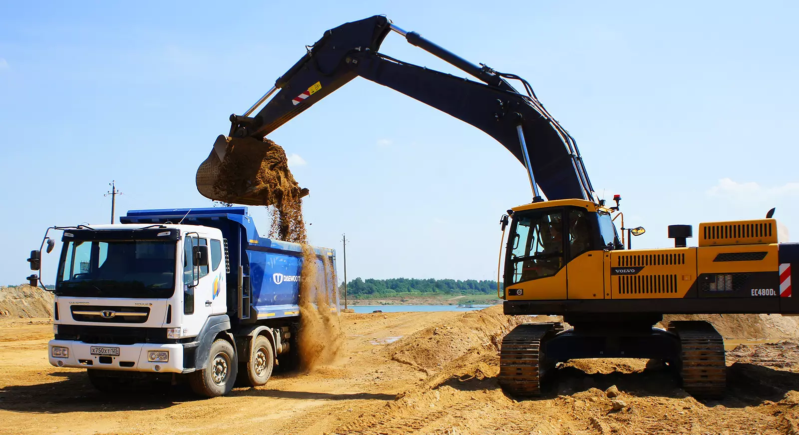 Завершена отгрузка 96 грузовиков Daewoo Novus для парка X5 Group